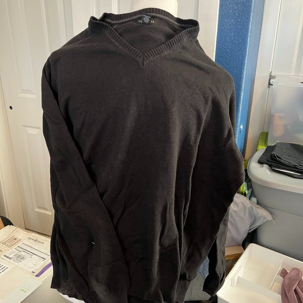 Van Heusen V-Neck Sweater - Black